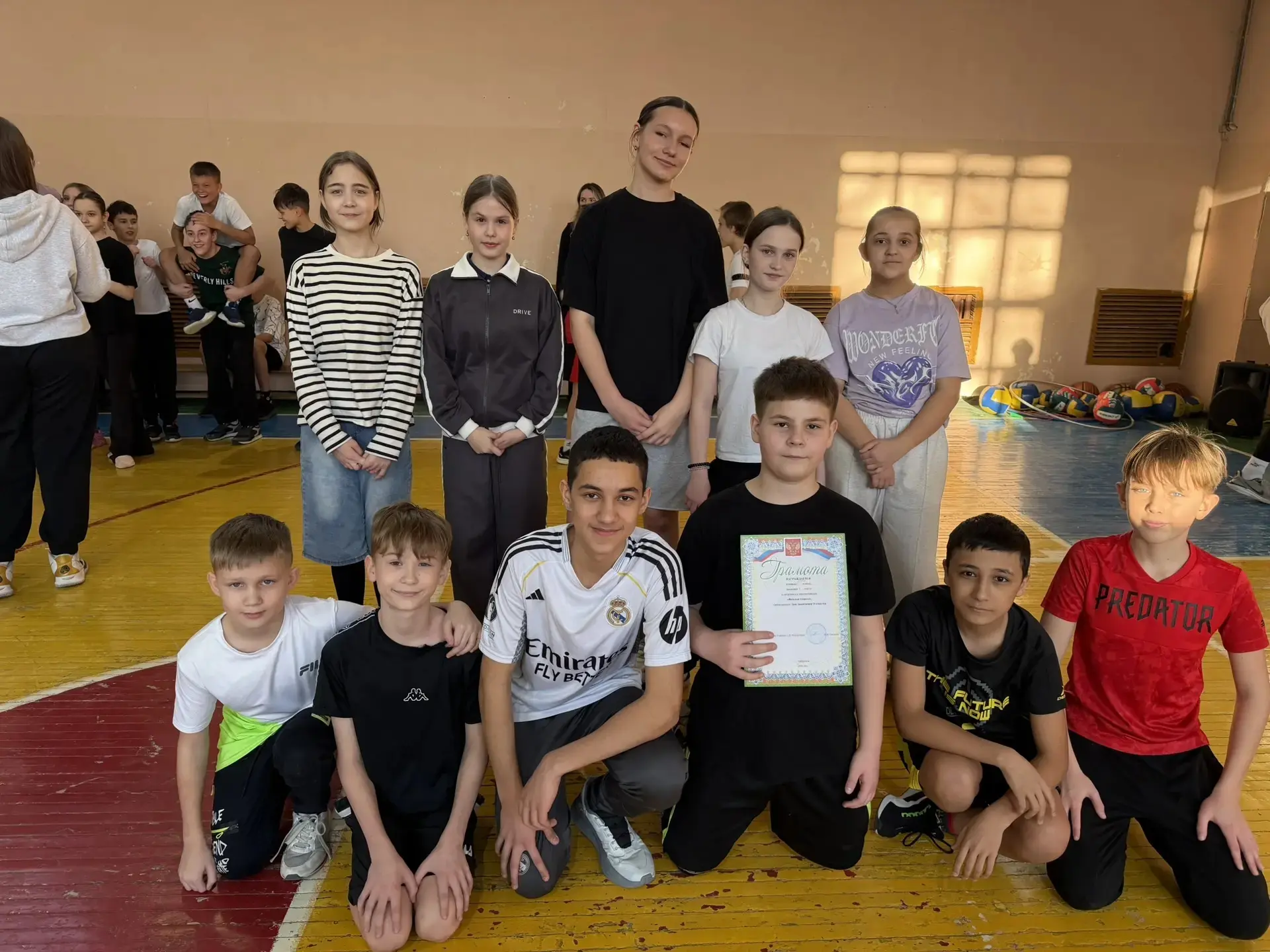 🏋️Школьная эстафета: праздник спорта и дружбы!  ✨В нашей школе состоялось яркое спортивное событие —