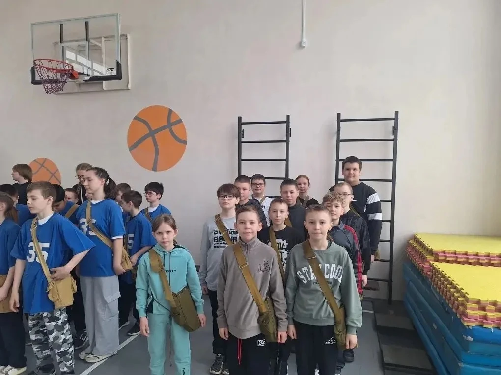 🪖Сегодня учащиеся 1‑го корпуса ярко проявили себя на муниципальном этапе «Зарница 2.0» в средней гру
