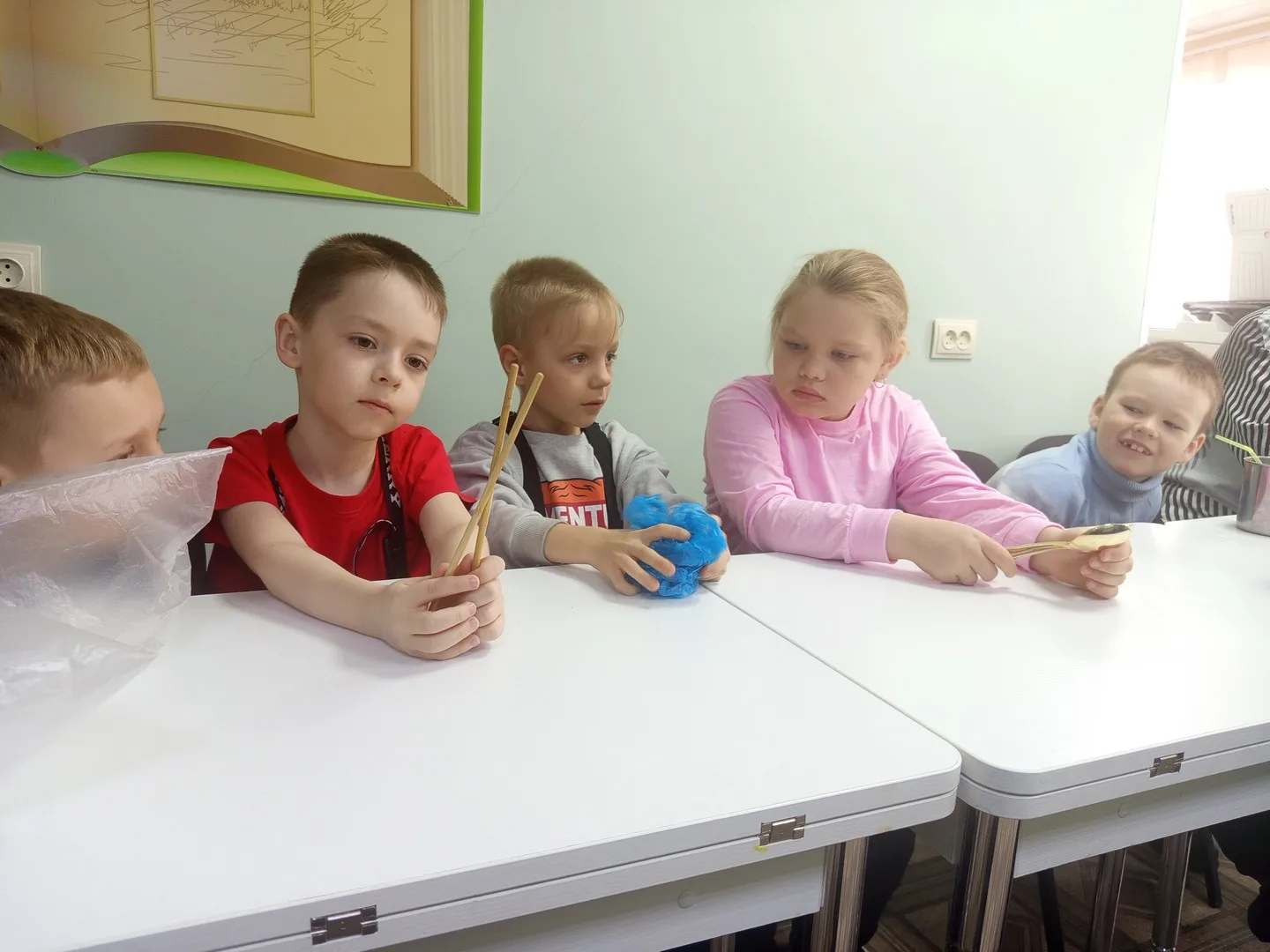 В рамках инклюзивной творческой лаборатории для дошколят детского сада №20 «Снегурочка»...