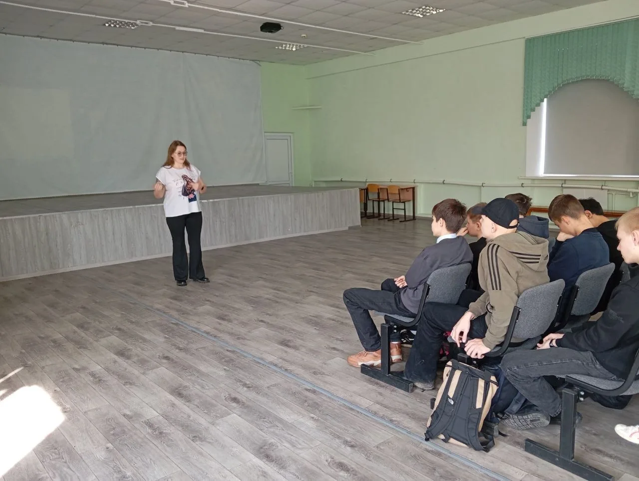 Профориентация в школе  Медиацентр «Студент говорит» и амбассадоры «Профессионалитета» сообщают, что