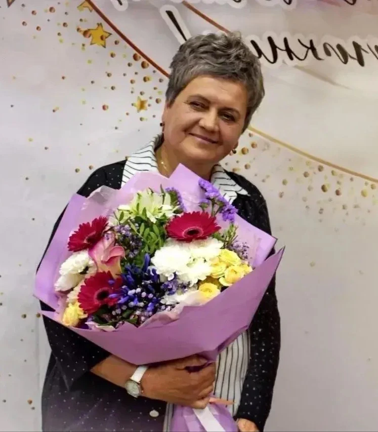 🎁 День рождения в фокусе  Поздравляем с юбилеем нашу дорогую Никольскую Галину Витальевну, учительни