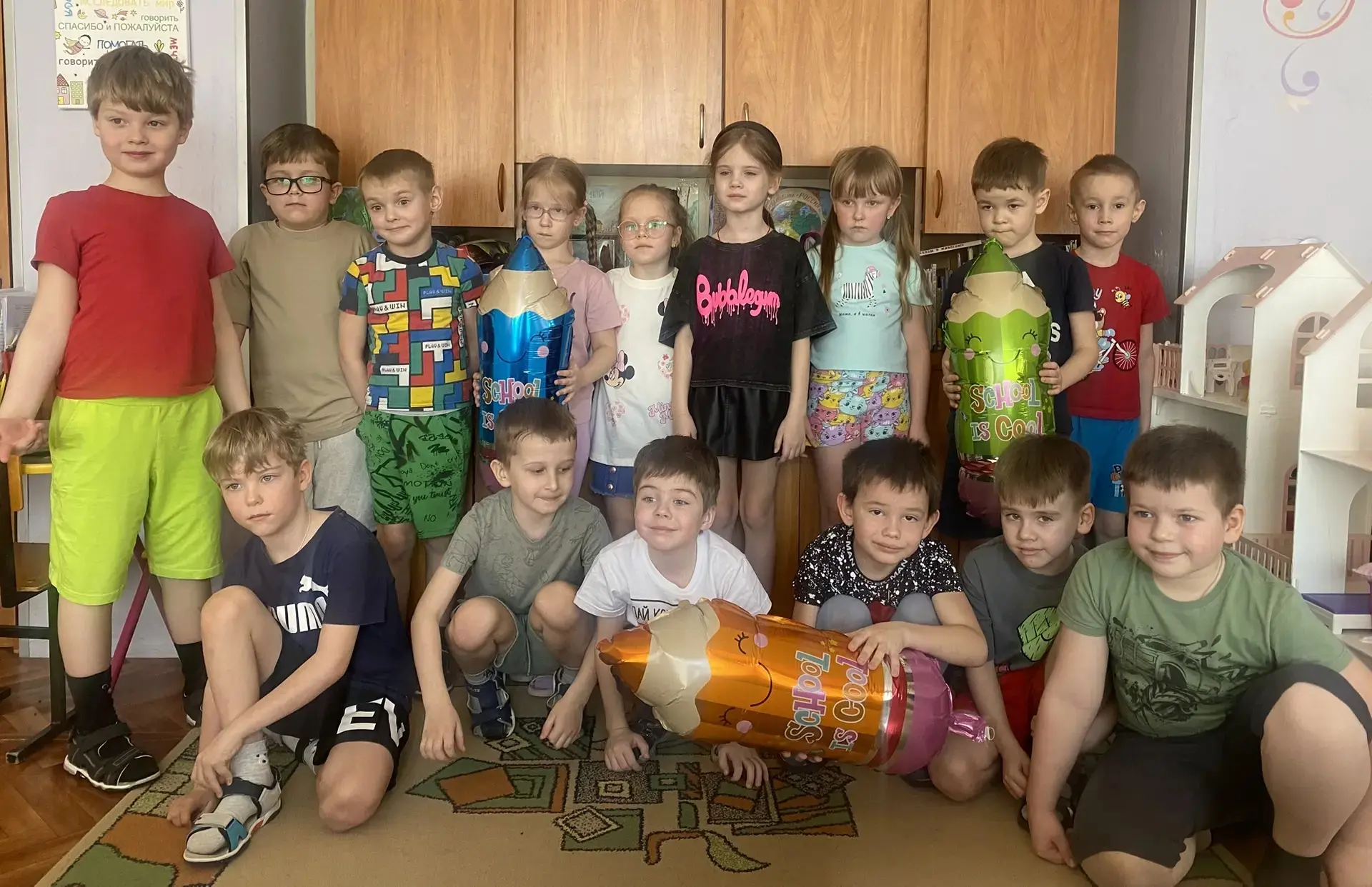 🌈✏️ День цветных карандашей в нашем детском саду! 🎨✨