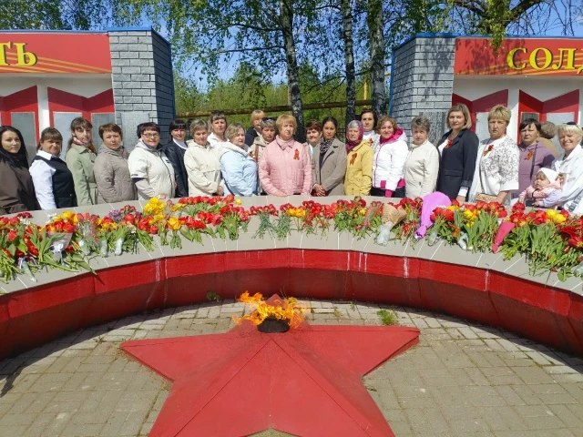 🇷🇺👫💐С Днём Великой Победы!
