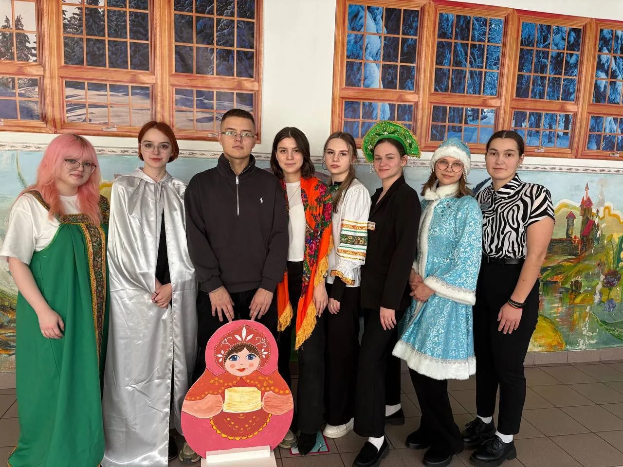🤩 Масленица в школе №4: Проводы зимы и встреча весны!  На базе нашей школы будущие педагоги провели 