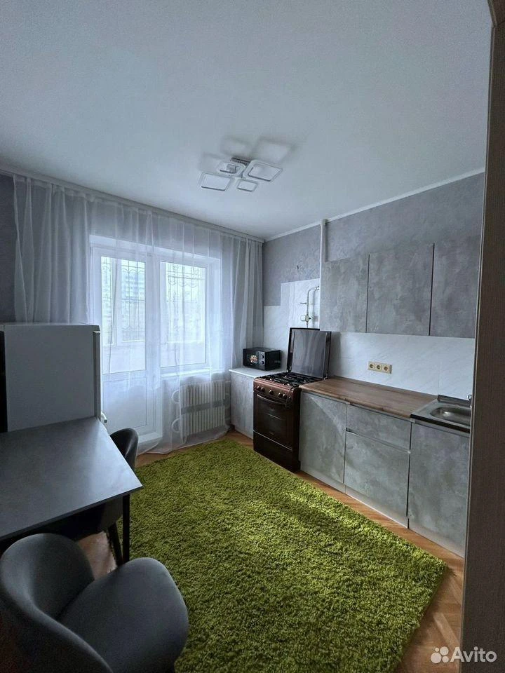 Сдам без посредников: 1-комнатная квартира, 36м²