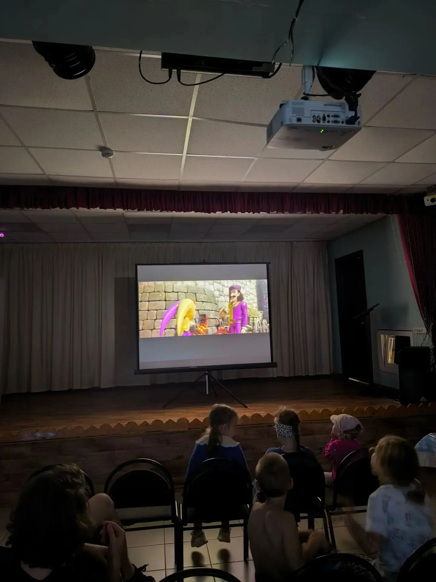 21 августа в МКУК "Коллонтаевском ДК" прошел показ интереснейшего мультфильма "Приключе...
