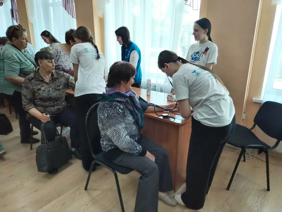 🏫 В рамках  регионального проекта «К соседям в гости»  нашу школу сегодня посетила  делегация из Чер