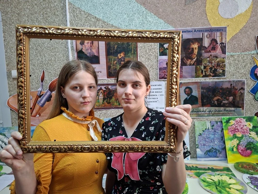 В рамках организации досуга воспитанников на занятии "Шедевры русской живописи" состоял...