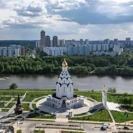 Требуется СОТРУДНИЦА (свечница) в церковную лавку храма святого равноапостольного