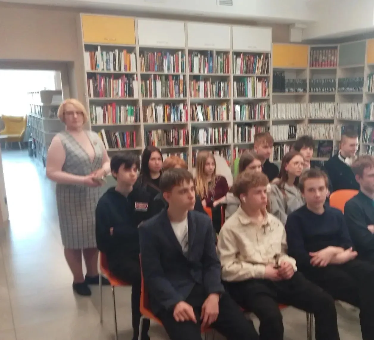 🧠Детокс для мозга мозг   🖇️Обучающиеся 8 «Б» класса вместе с классным руководителем Хурбатовой Натал