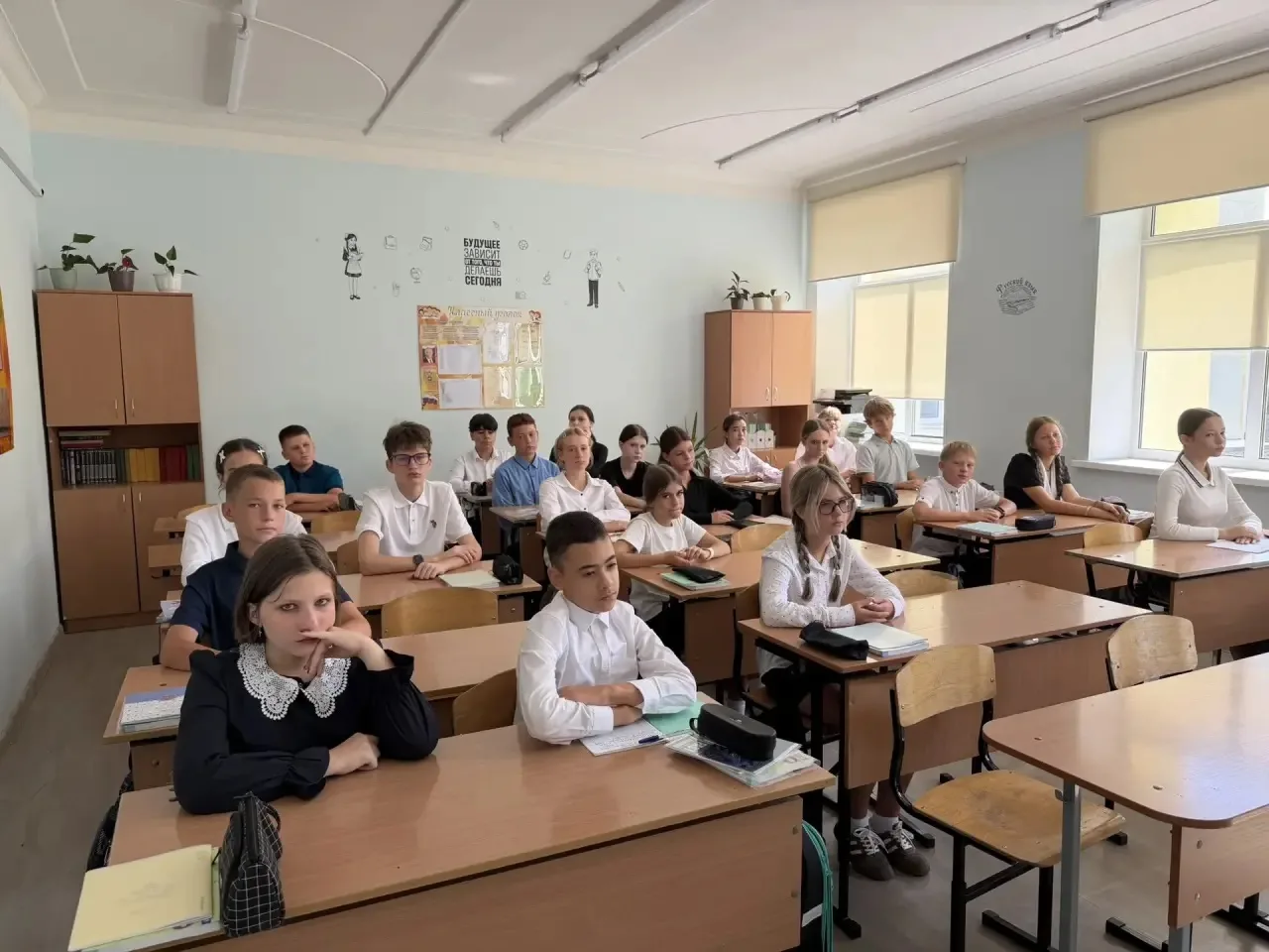 Мы не можем изменить прошлое, но мы обязаны помнить о нём, чтобы защитить будущее. Знан...