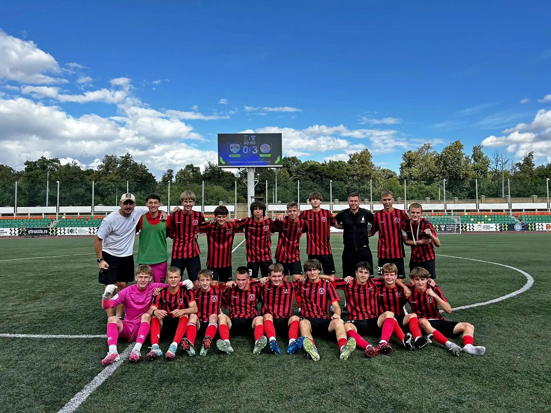 Везем домой 3 очка ⚽