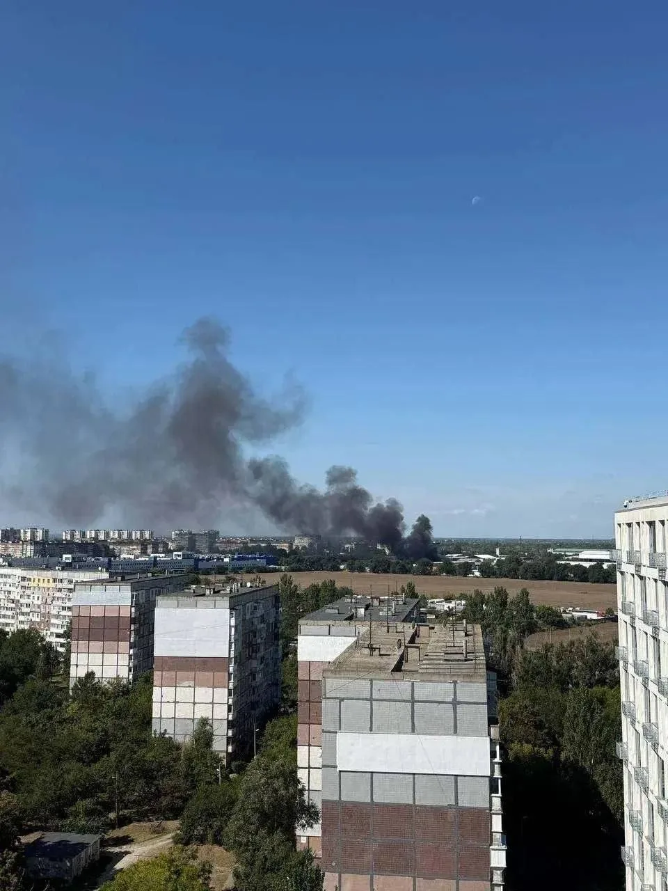 Под Днепропетровском поражены склады «Новой почты»: здесь хранилось ракетное вооружение...