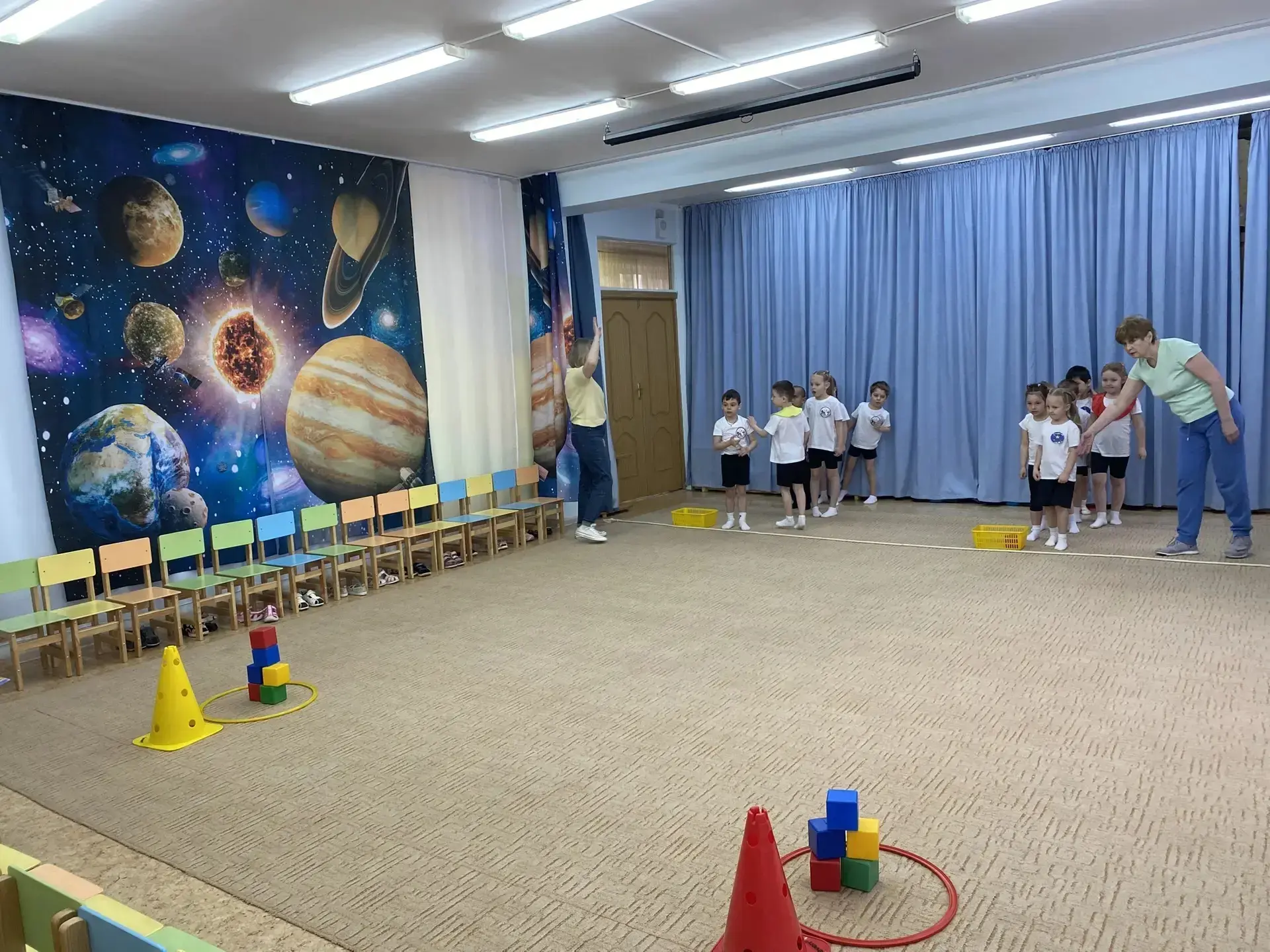 Спортивный праздник, посвященный Дню космонавтики и 65 летию первого полета человека в космос, подго
