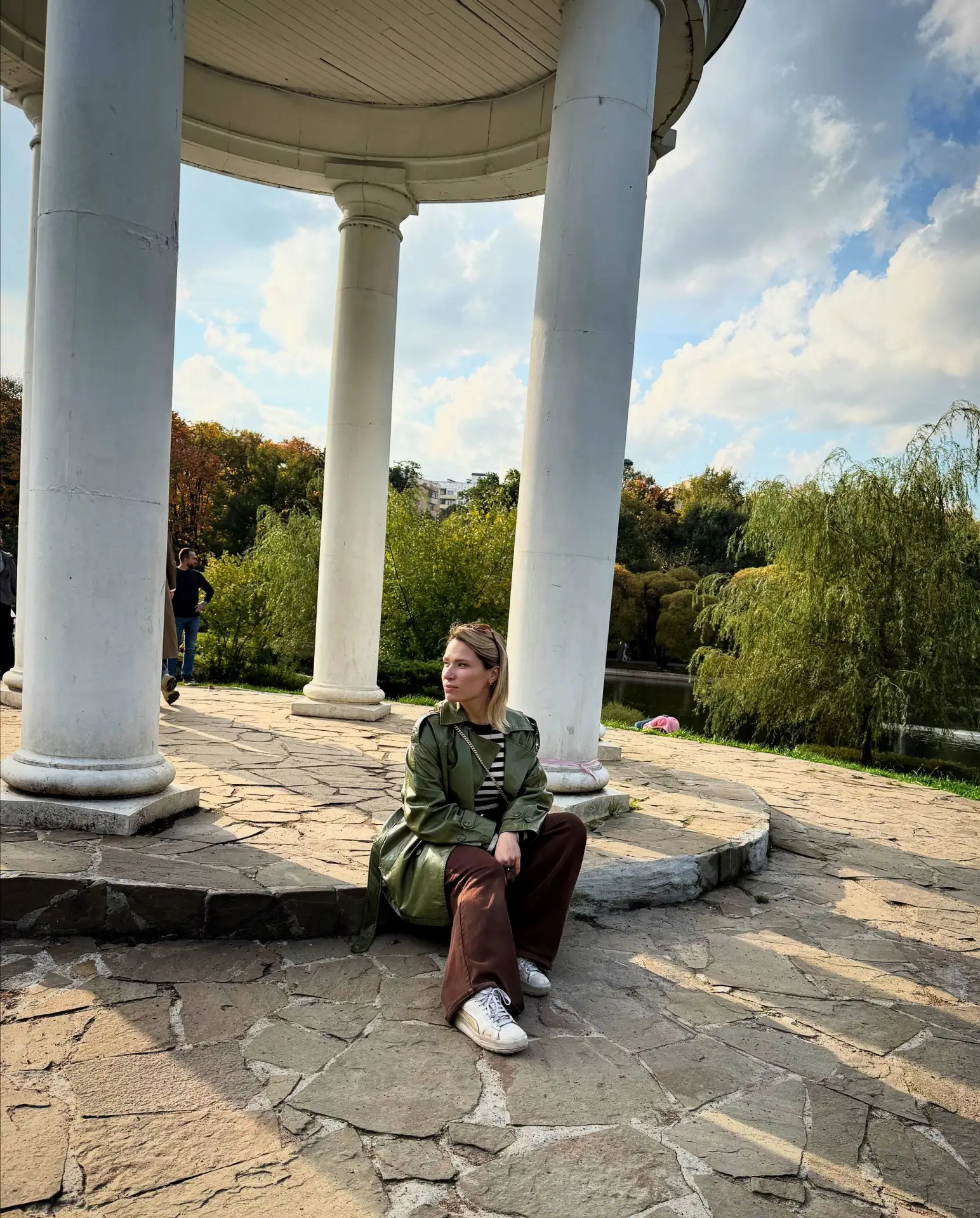 «Иногда мы уходим из очень любимых мест именно потому, что в какой-то момент там стало ...