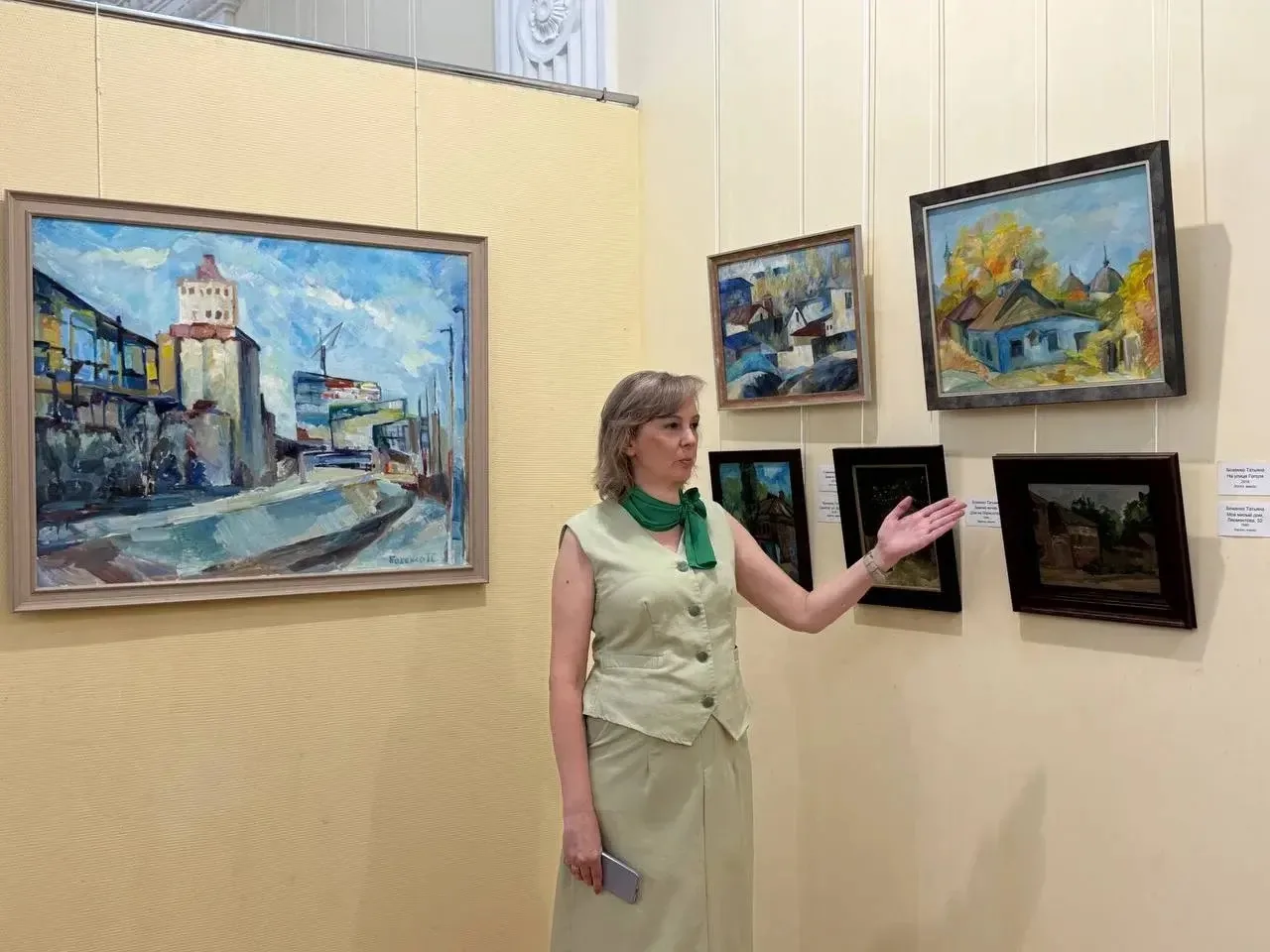🎨 Выставка преподавателей Детской художественной школы «Ускользающий Саратов» 🎨