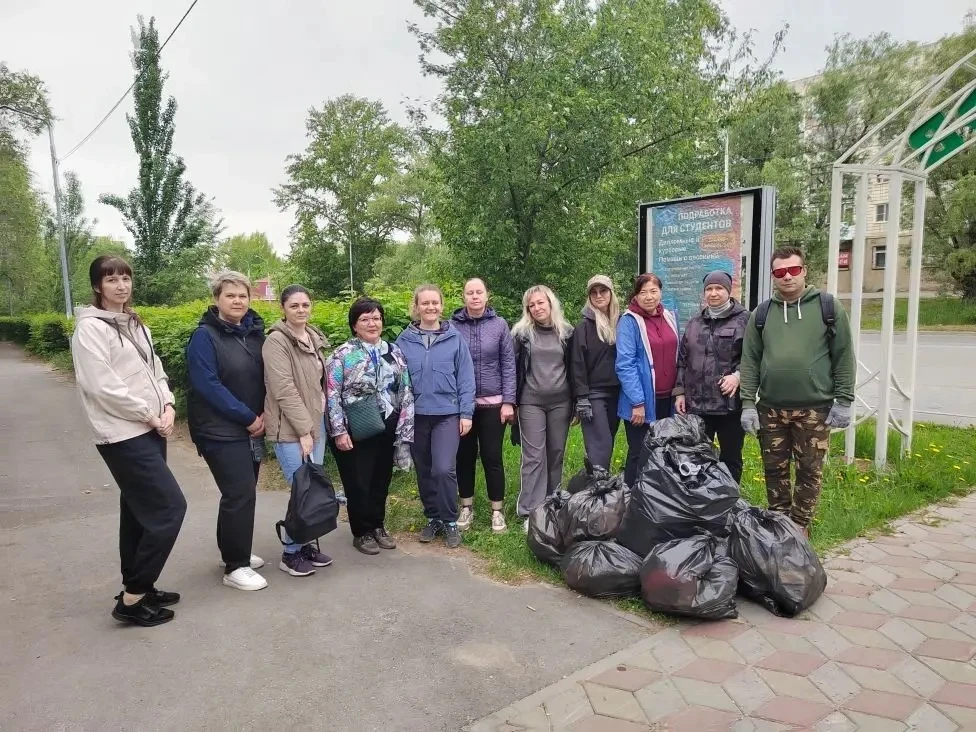 Сегодня коллектив РЭК Омской области участвует в общегородском субботнике. 💪