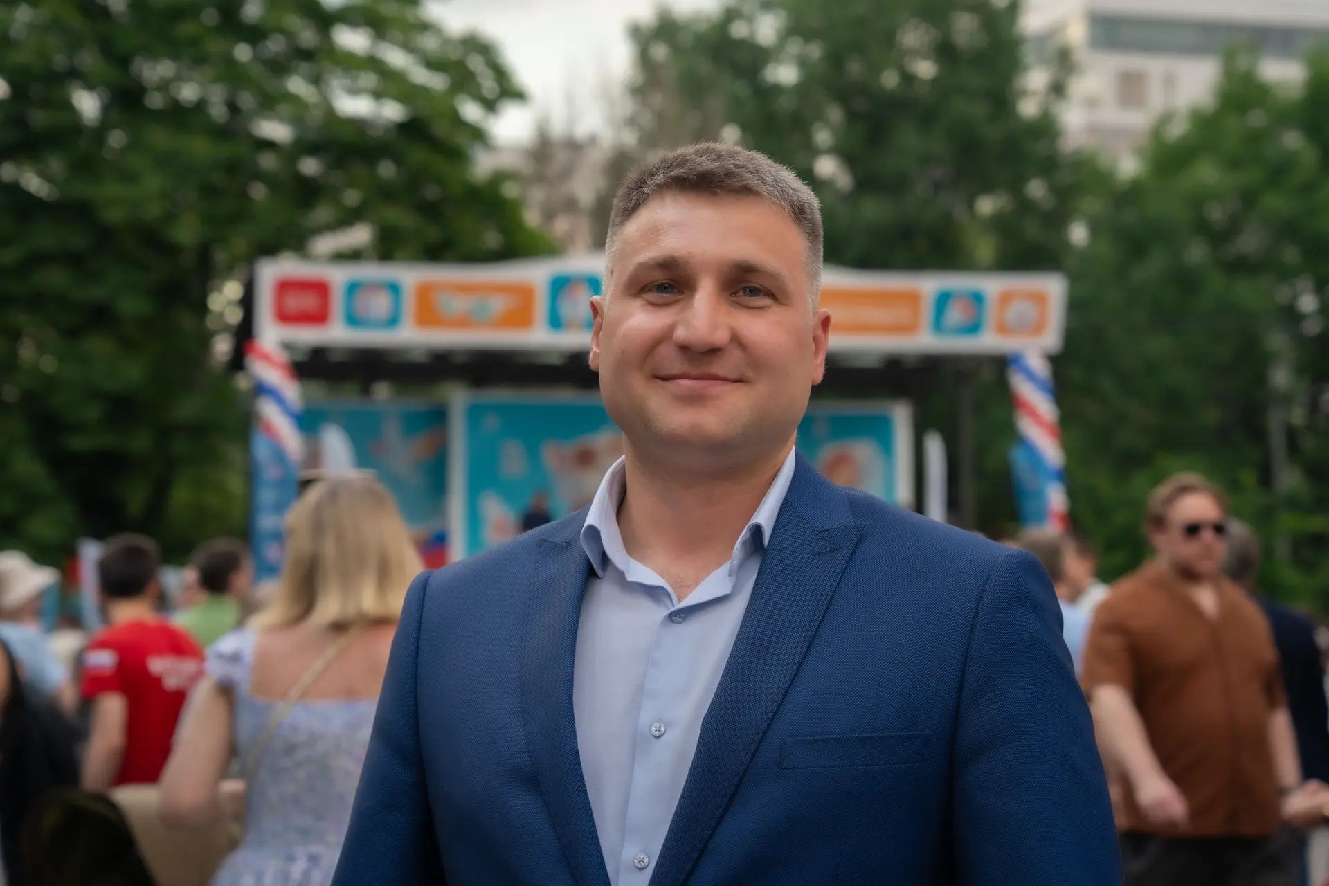 В парке «Усадьба Трубецких» в Хамовниках прошел фестиваль «Большая страна – одна любовь», приуроченн