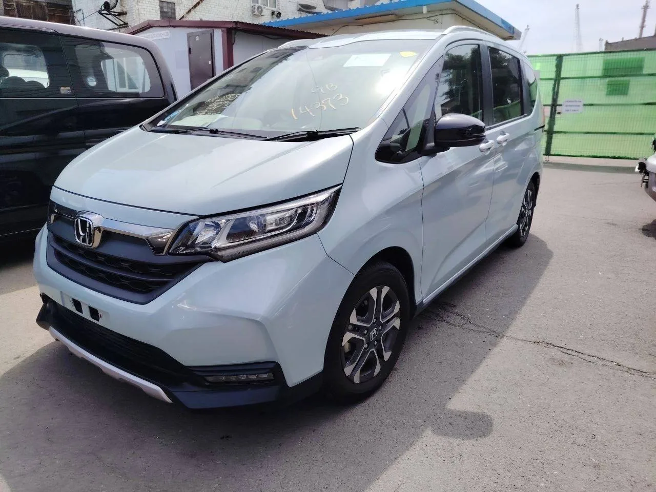 Добрый вечер, какой цвет авто ставим в ЭПТС HONDA FREED GB5-321*****