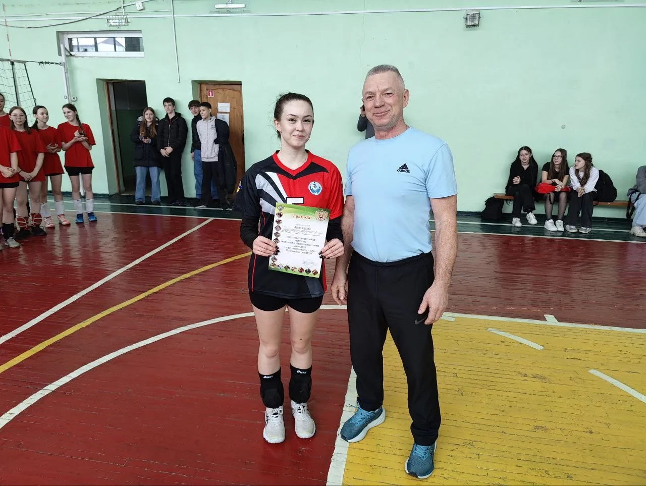 🔥 ЧЕМПИОНКИ! НЕПОБЕДИМЫЕ! 🔥  Наша команда по волейболу — лучшая в городе! 🏐👏 Девчонки долго шли к эт