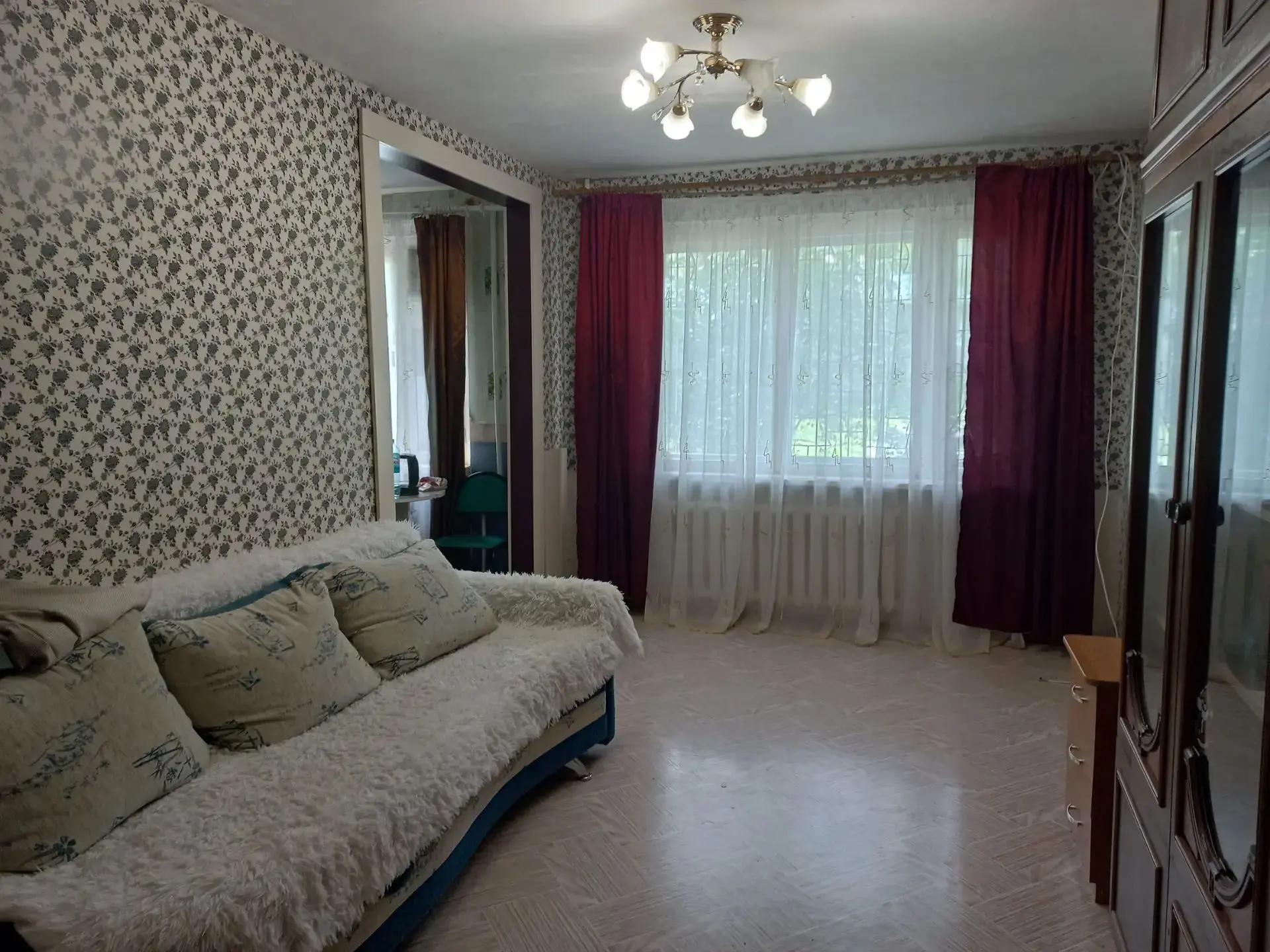 Продаю большую уютную 2х комнатную квартиру в центре г.Павлово, около 1ой школы. Место ...