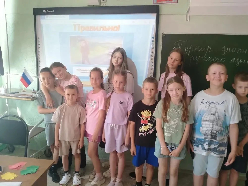 Сегодня, 15 июня, день в летнем лагере " Радуга" #ГБОУСОШсШилан начался с необычной зарядки. Дети с 