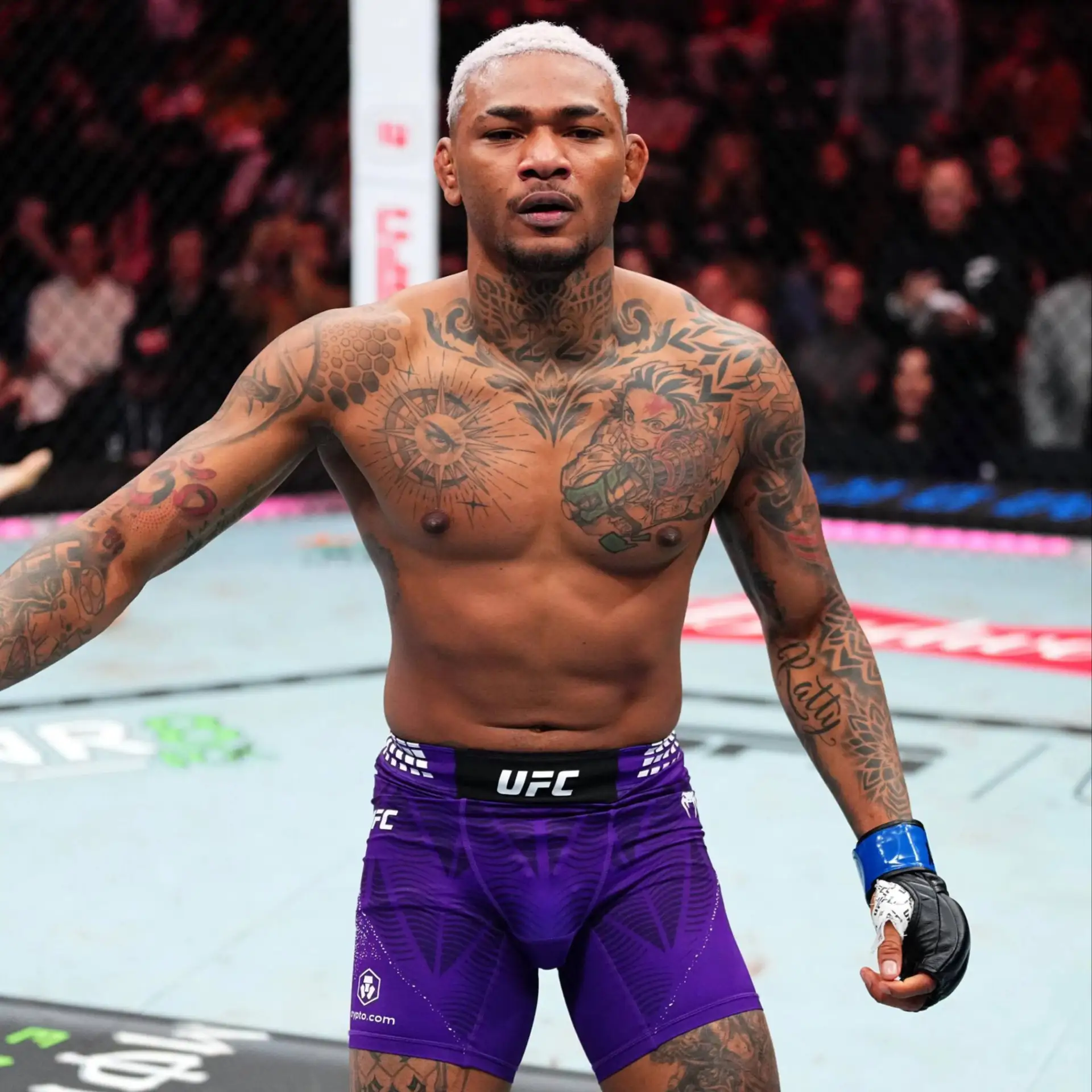 Майкл Моралес заявил, что его следующий поединок запланирован на UFC 330

Возможно, Моралес станет з