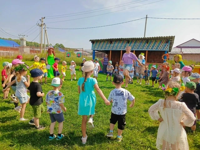 В  нашем детском саду  состоялся самый долгожданный и самый мокрый праздник - День Непт...