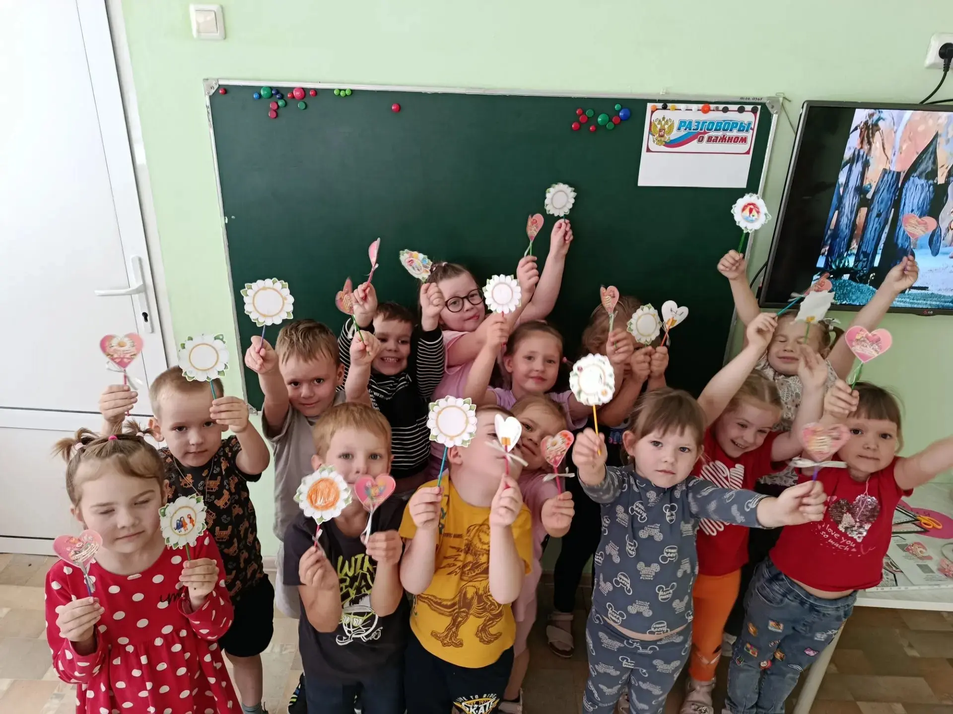 От всей души поздравляем вас с Днём семьи, любви и верности! Семья — это самое дорогое,...