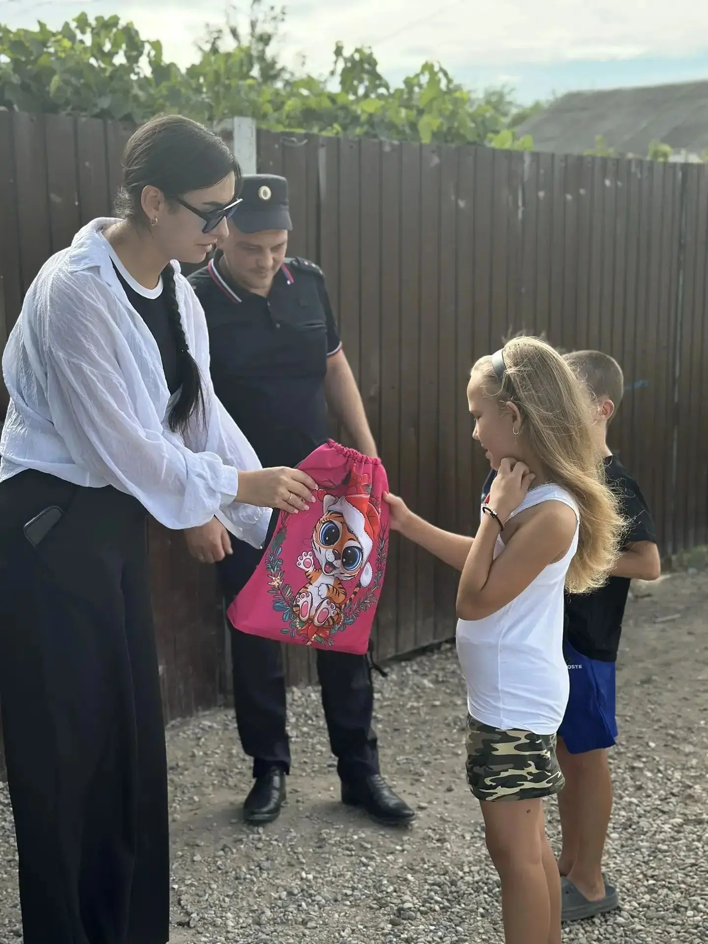 Специалисты органа опеки и попечительства отдела образования администрации Левокумского...