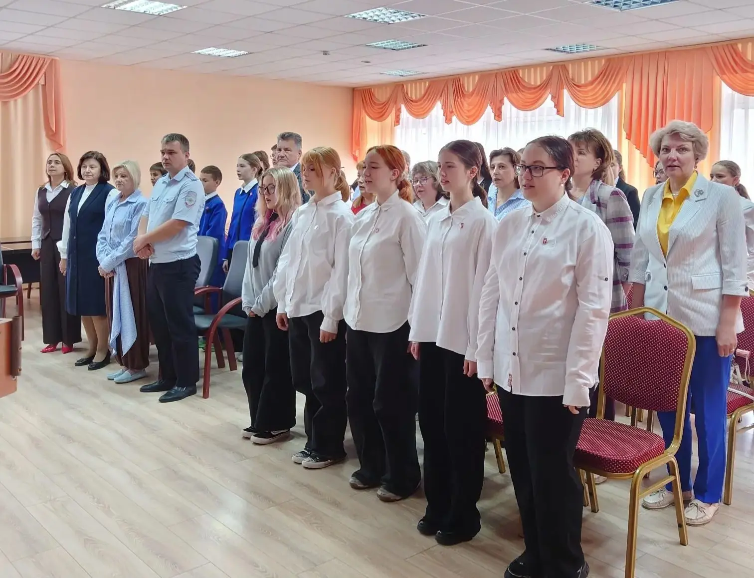 🇷🇺 Сегодня, в честь одного из главных праздников нашей страны — Дня России, — восемь юных жителей 