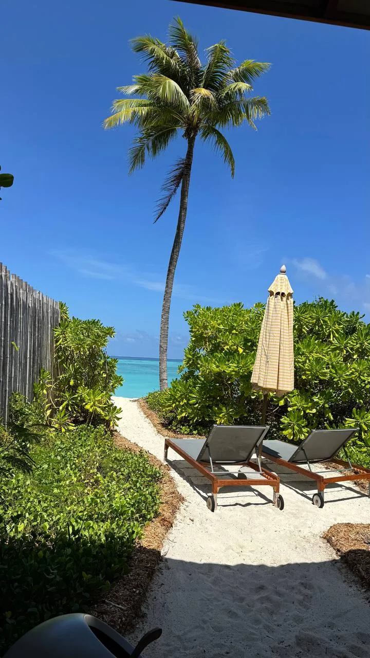 Прощаемся сегодня с Avani+ Fares Maldives. 

Продолжаем идти на повышение😉

Погода великолепная. Ни