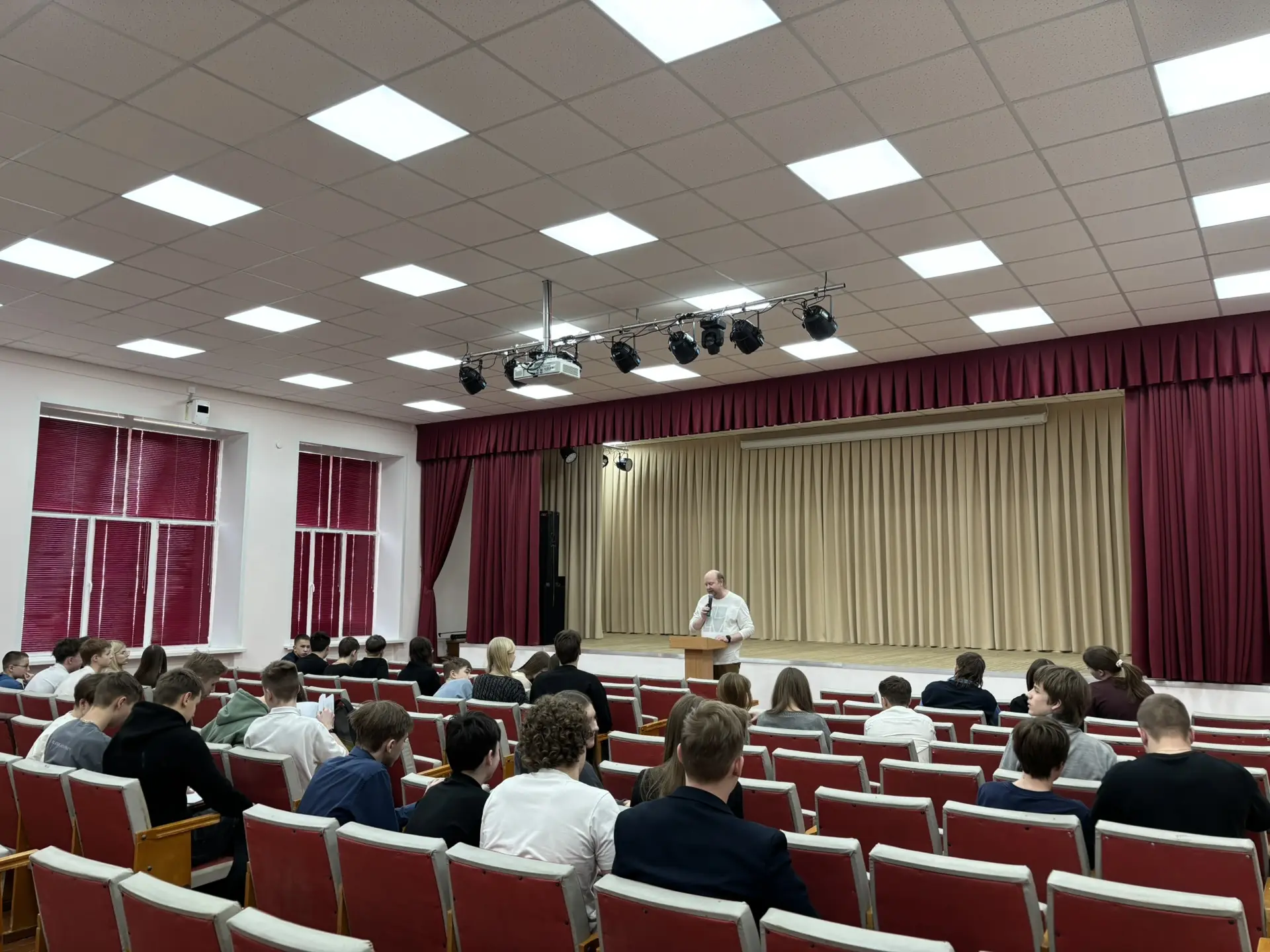 Что❓Где❓Когда ❓  10 февраля и 3 марта состоялись вторая и третья отборочные игры школьного «Что? Где