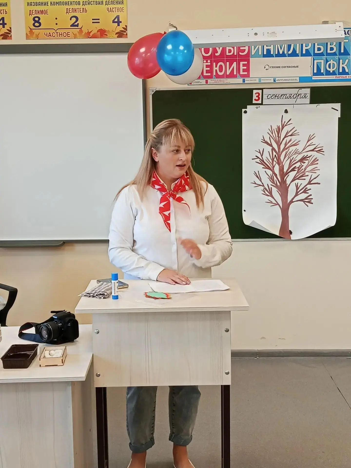 Вместе с активистками «Движения Первых» мы сходили в гости к нашим орлятам-второклашкам...