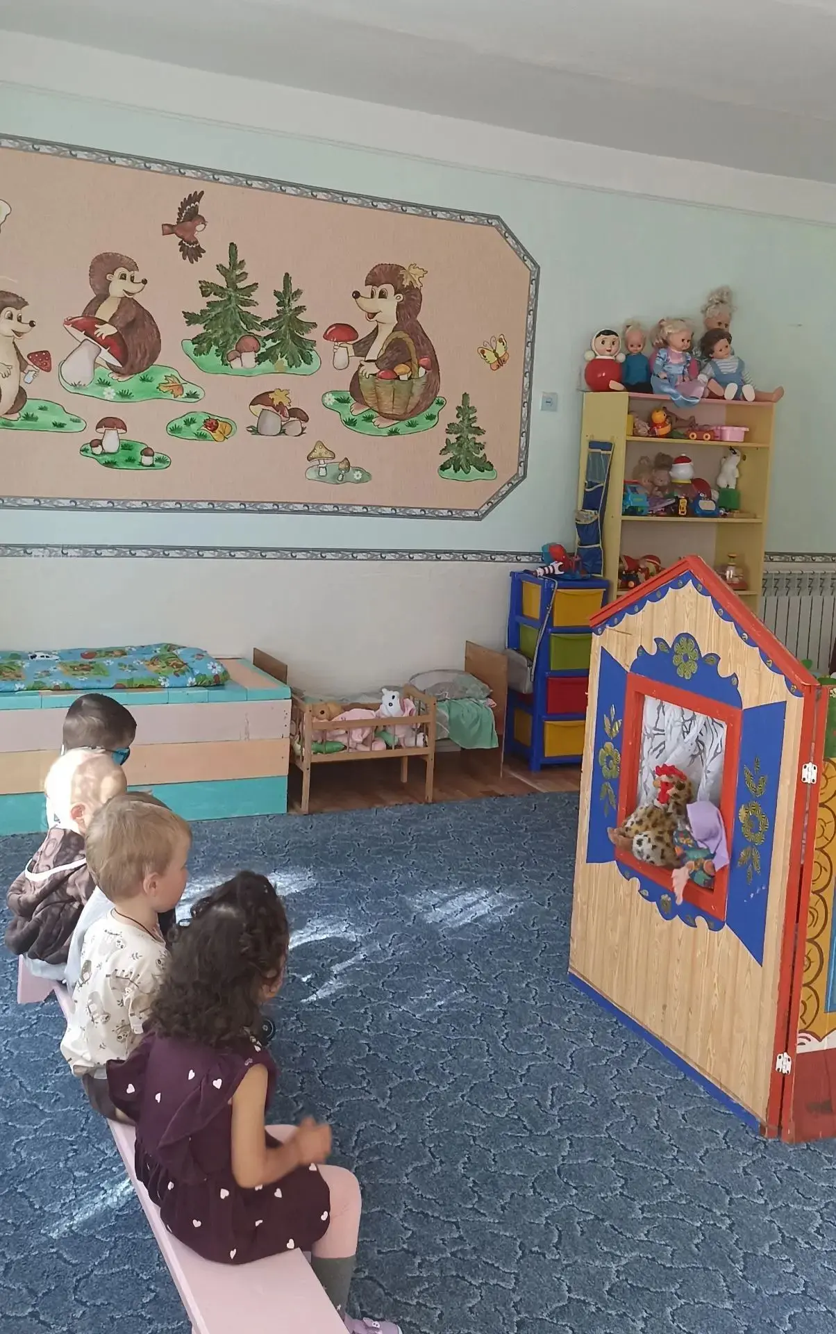 В первой ранней группе прошло занятие по развитию речи по мотивам любимой сказки «Куроч...