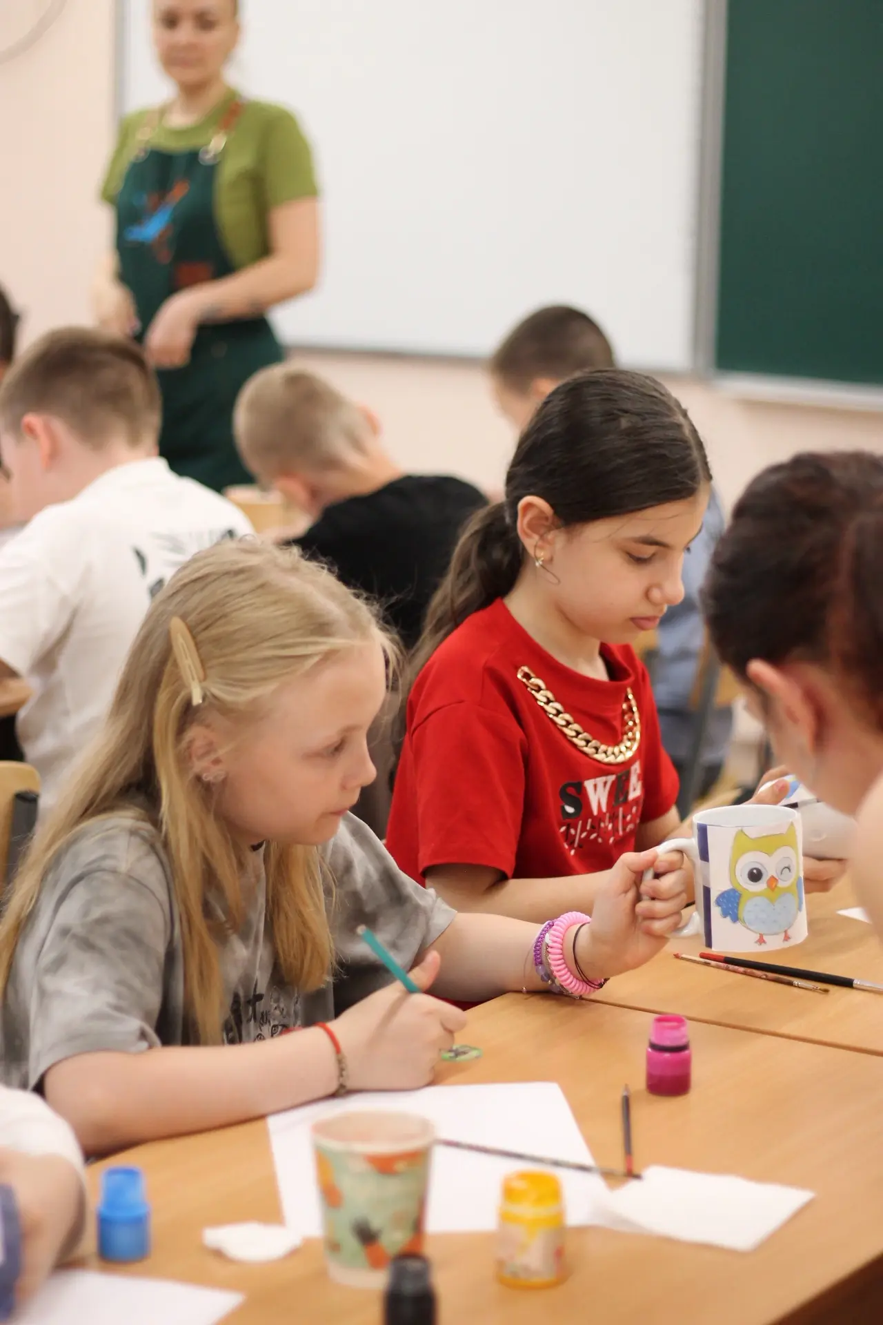 🎨 Творчество на каникулы: мастер-класс в 3 «Е» классе  Сегодня, в последний учебный день перед долго
