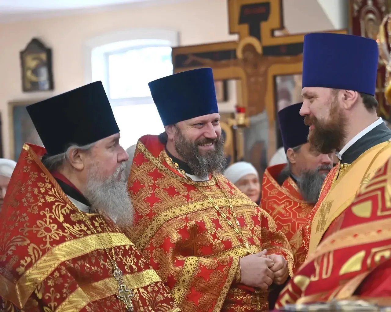 В четверг Светлой седмицы, 16 апреля 2026 года, Пасхальная Божественная литургия архиерейским служен