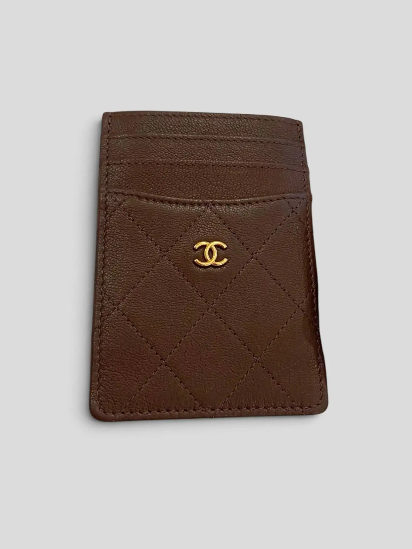 Картхолдер Chanel в идеальном состоянии, текущая коллекция, кожа икра.