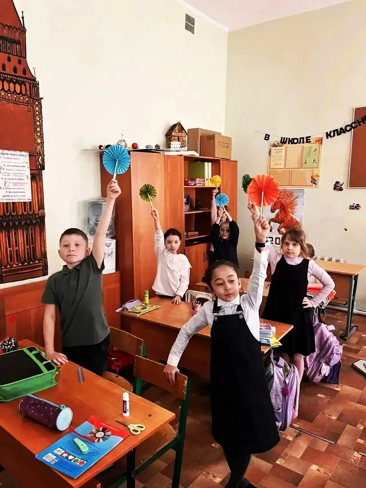 В системе образования часто говорят о программах, методиках и высоких баллах. Но за  ци...