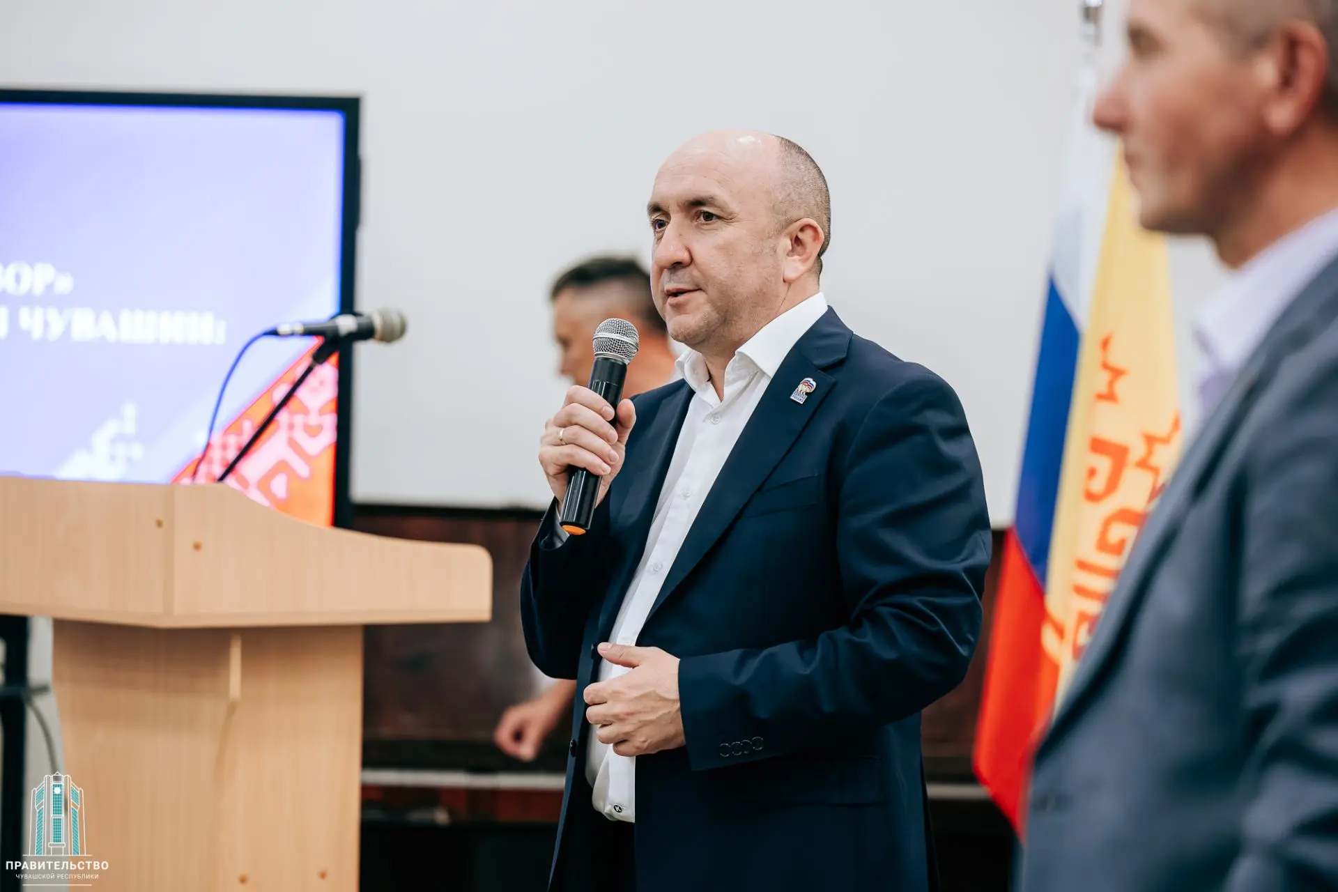 Командой Правительства Чувашии побывали на урмарской земле с проектом «Открытый разговор».

Уникальн