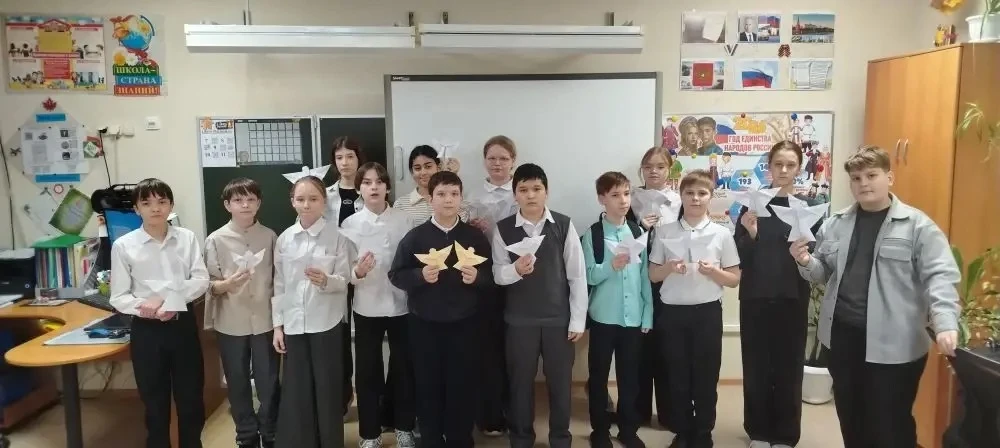 👼Ангелы надежды от 6Е класса: дарим детям веру в чудо!  Ребята 6Е класса приняли участие в акции «Ан