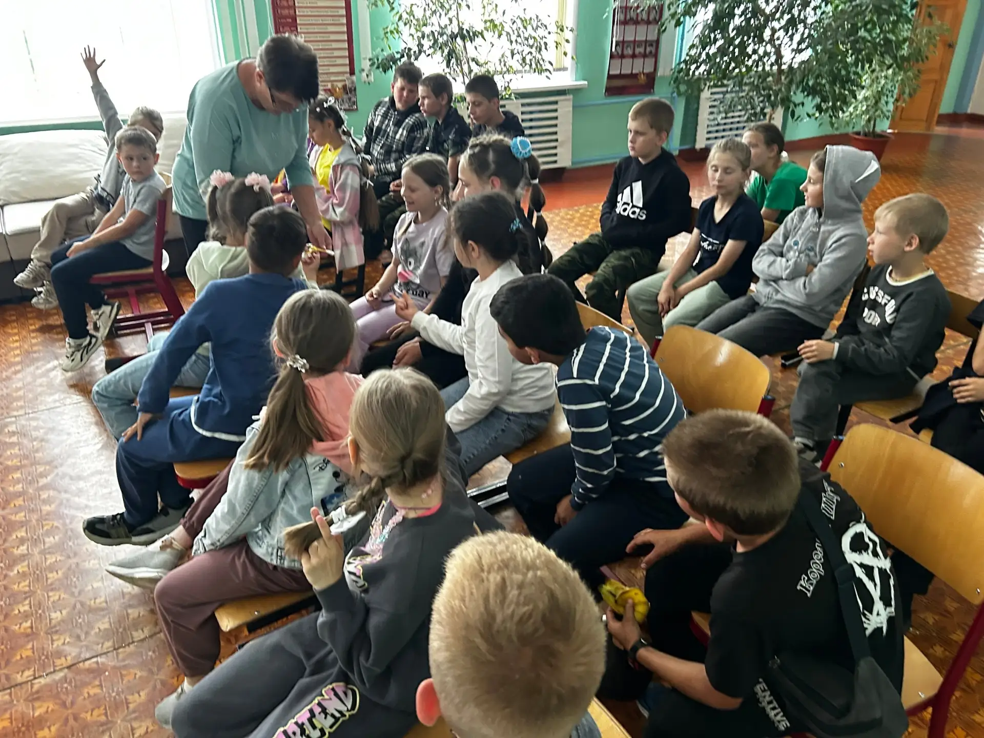 🔆Лагерь Солнечный🔆
📌16 июня 🌟День двенадцатый📌
💥Тема сегодняшнего дня ДЕНЬ БАНТИКОВ. Бантичный