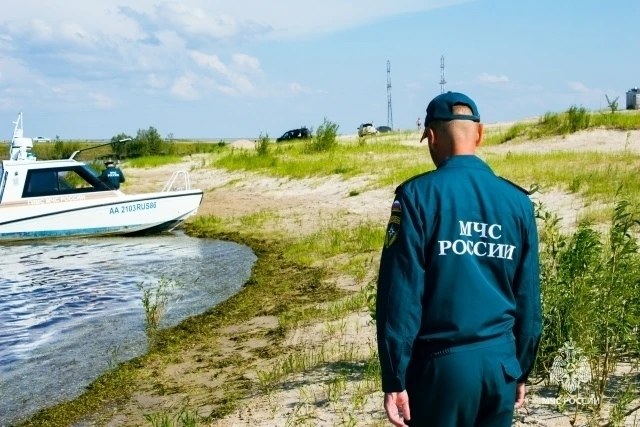 В Урае продолжаются совместные проверки у водоёмов! 🌊👮‍♂️