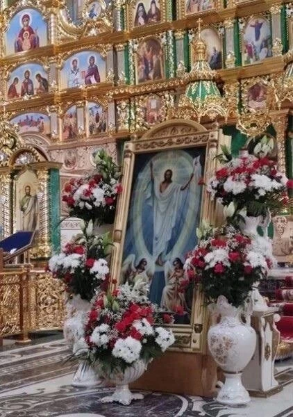 Молитвы за родных и ближних.

Спаси, Господи, и помилуй родители моя (имена), братию и сестры, и сро