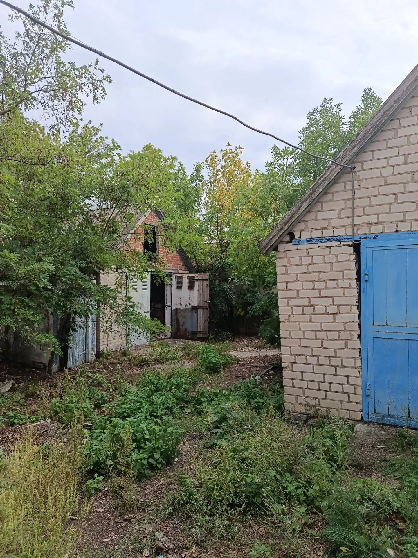Продам дом с Матвеевка Весёловский район цена в Личку.