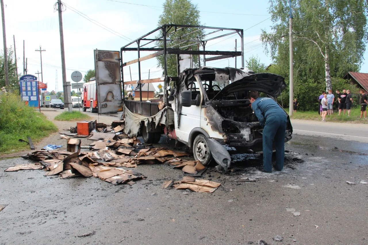 На Кирова загорелась грузовая «ГАЗель» 🚒
