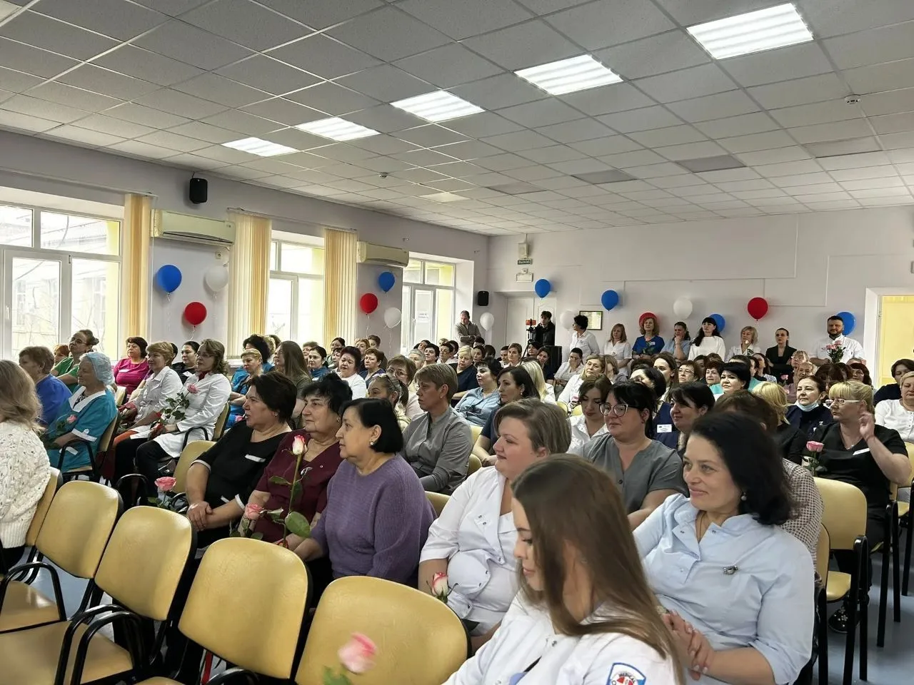 В канун 8 марта Родительская Лига Октябрьского района, активисты Партии и хореографичес...