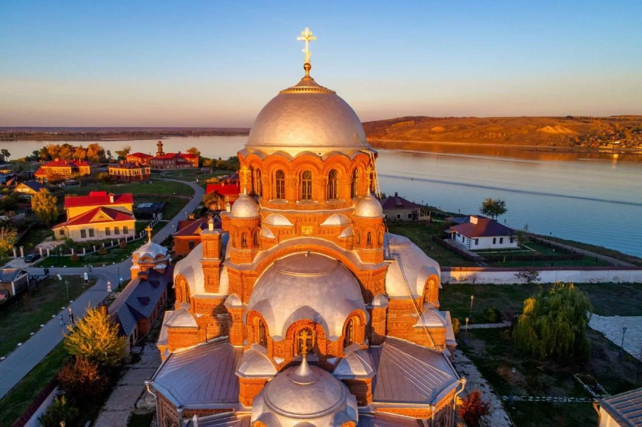 🎶 В Скорбященском соборе Свияжского Иоанно-Предтеченского монастыря состоялся концерт ...