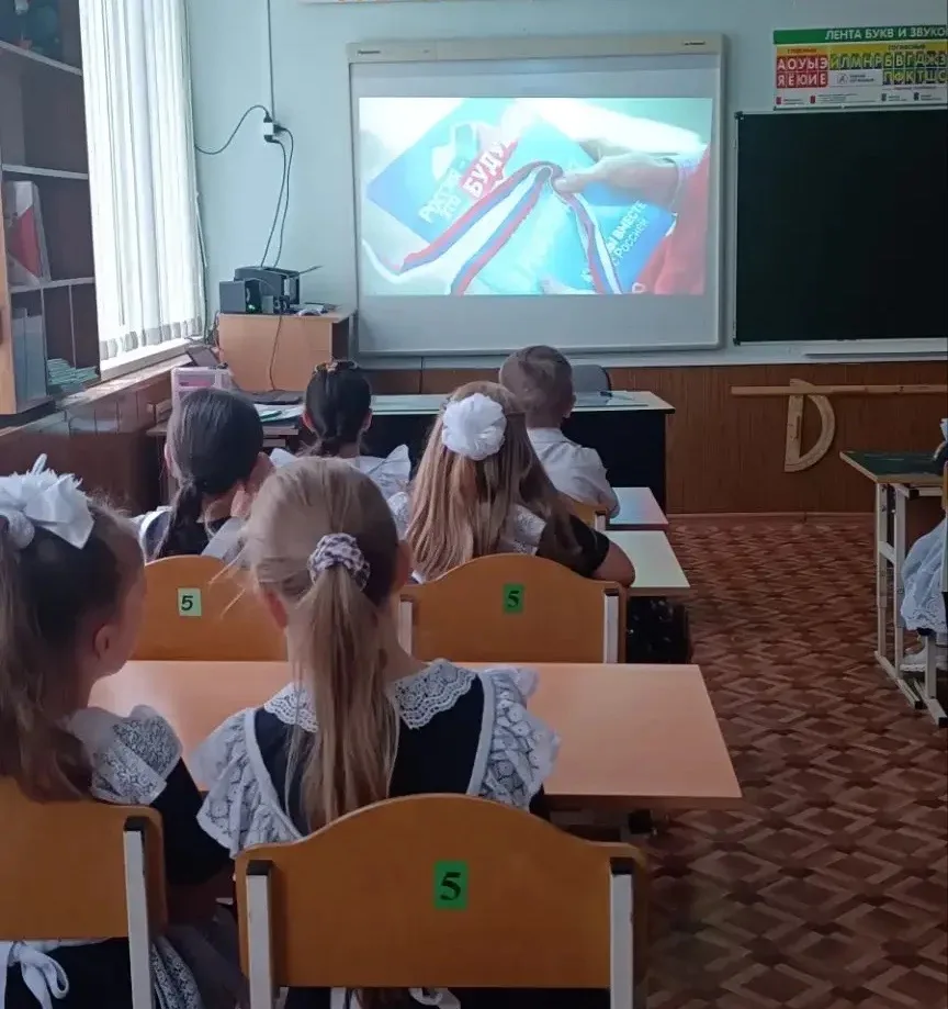 🎬 В рамках мероприятий, посвящённых Дню воссоединения Донецкой и Луганской Народных Ре...