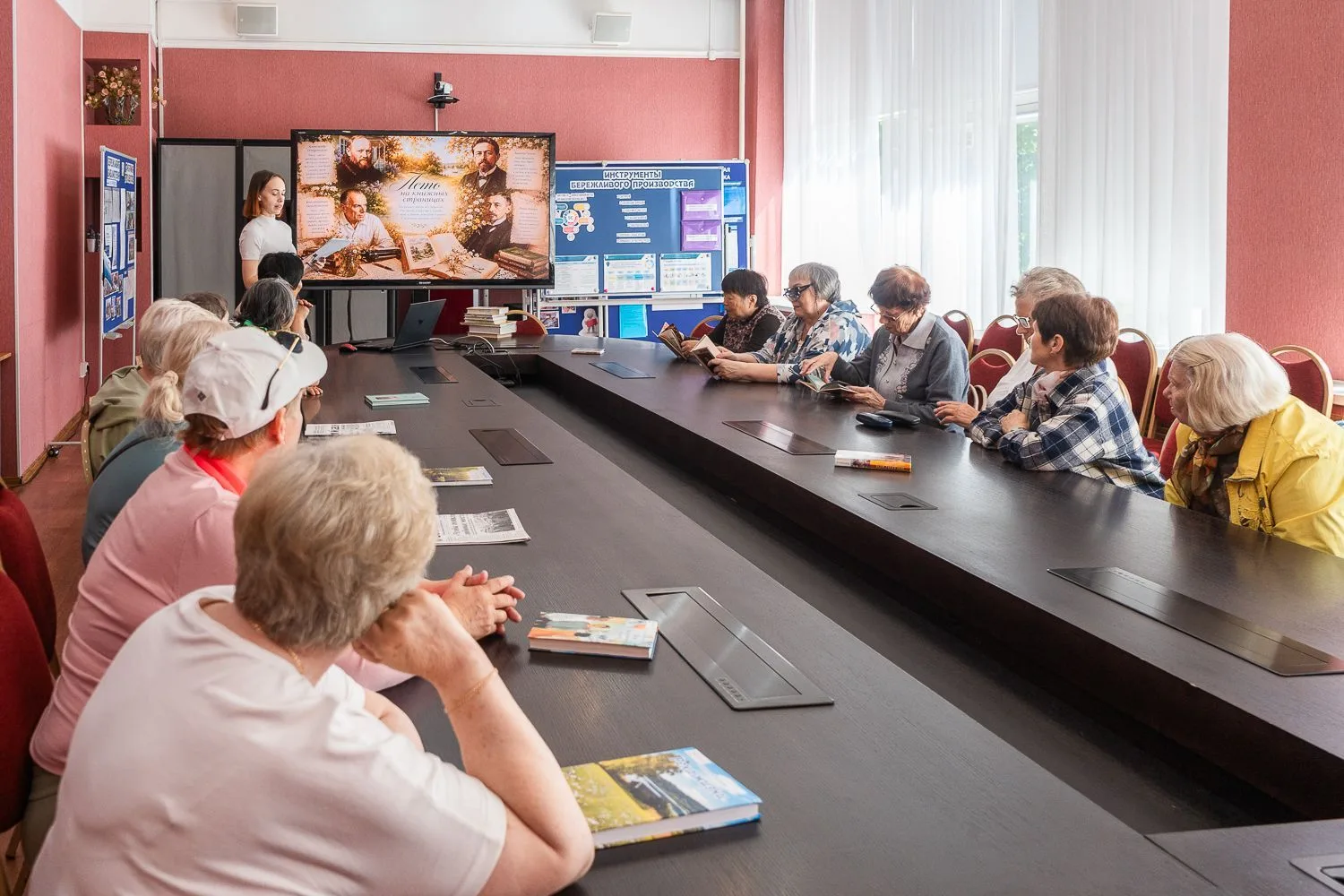 📚🎨 Литература, кино, живопись: как лето представлено в отечественной культуре

15 июня в Сахалинск